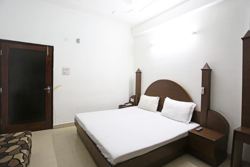 Hotel Katra Residency エクステリア 写真