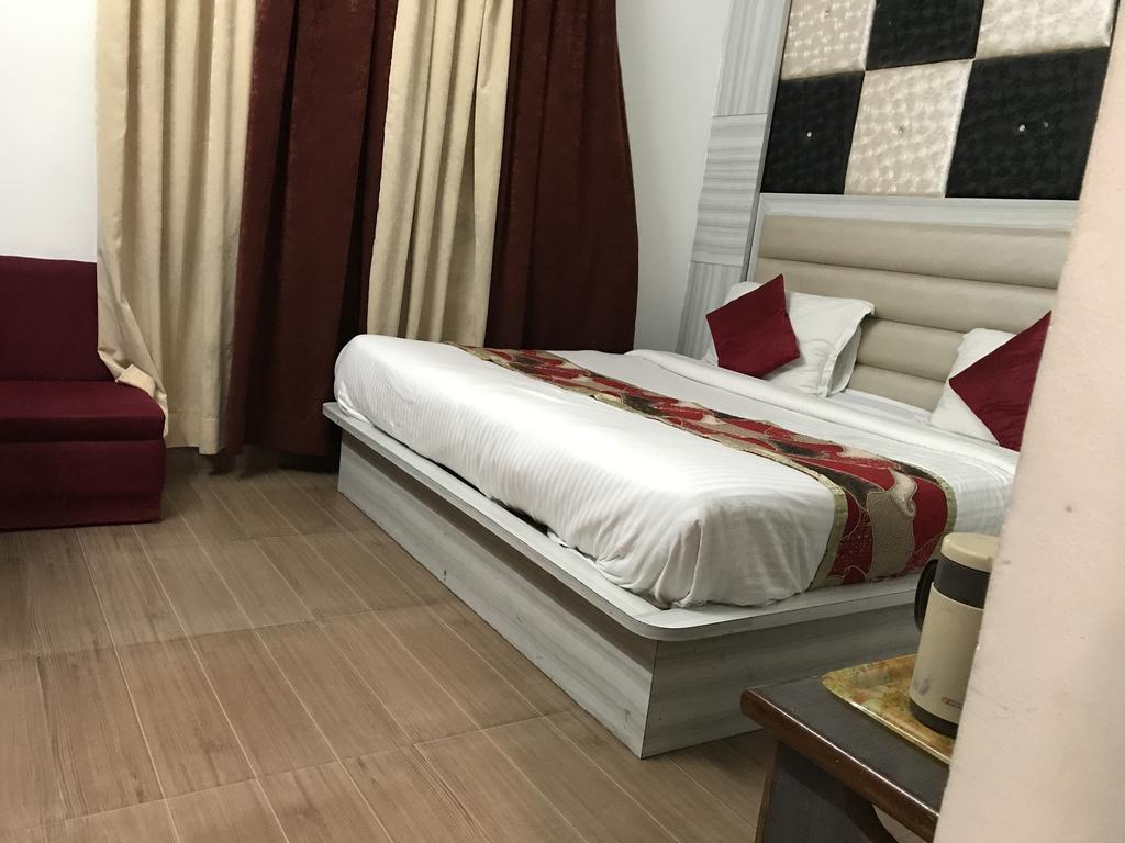 Hotel Katra Residency 部屋 写真