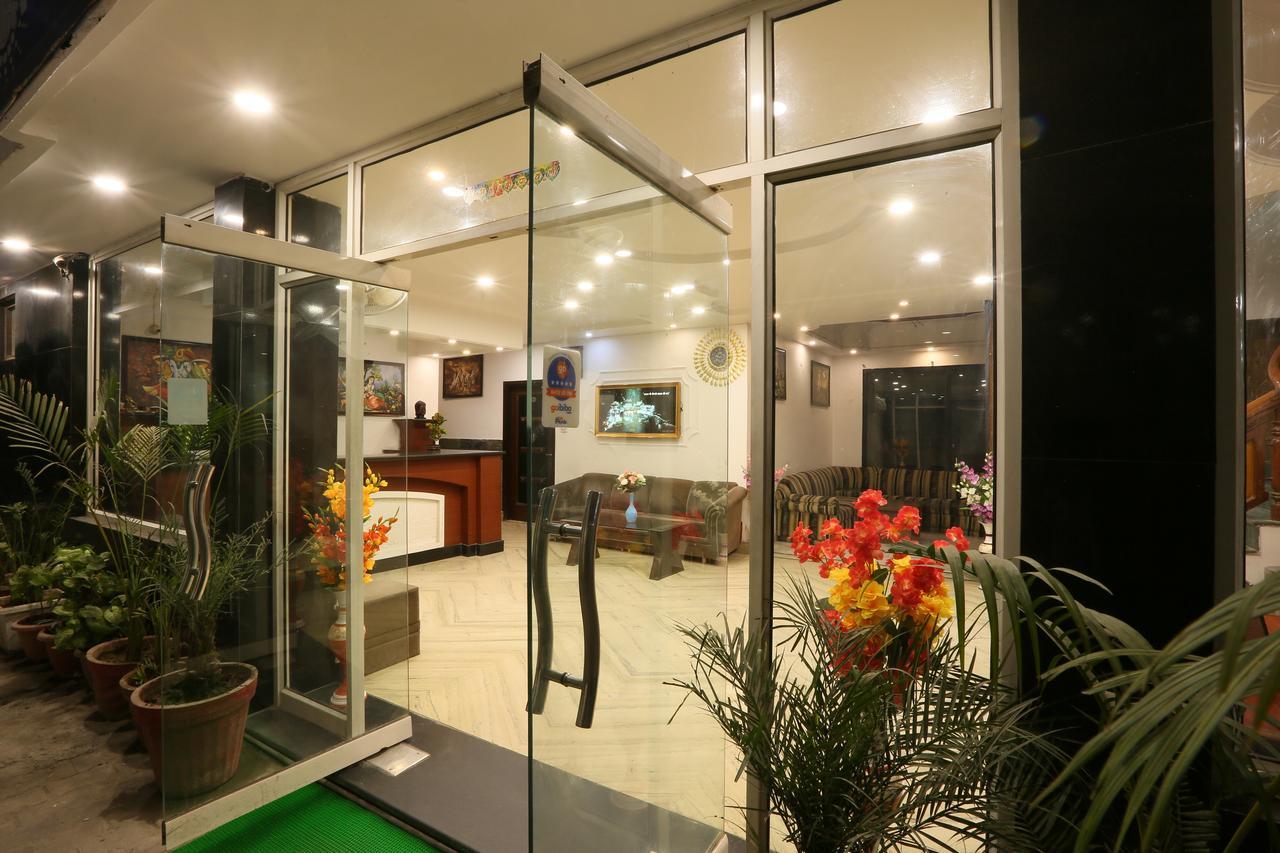 Hotel Katra Residency エクステリア 写真