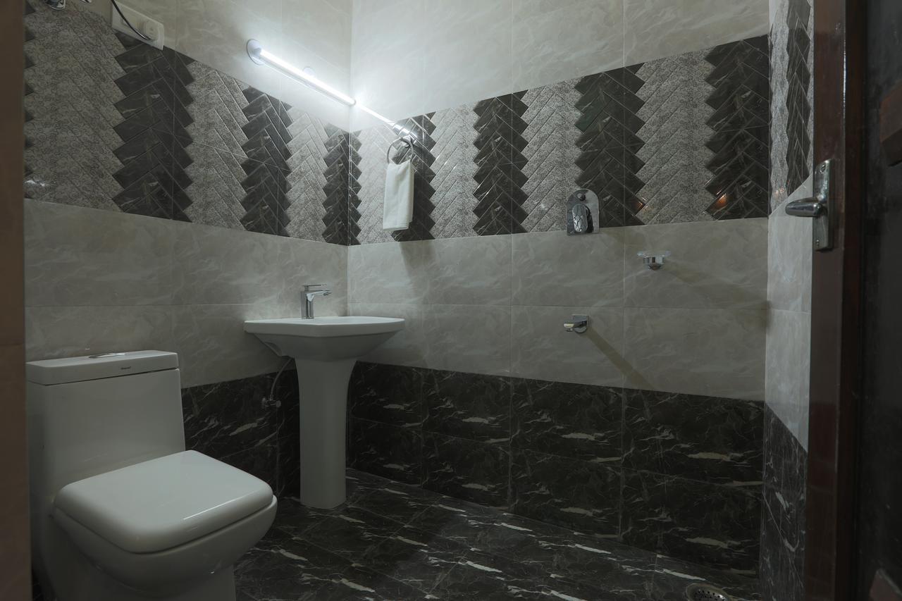 Hotel Katra Residency エクステリア 写真